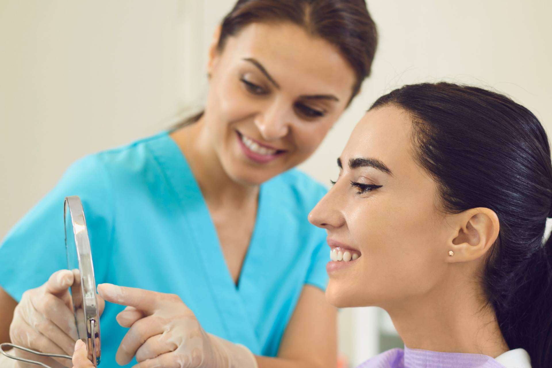 Atención dental empática y personalizada, en la clínica dental en Madrid Denty Dent