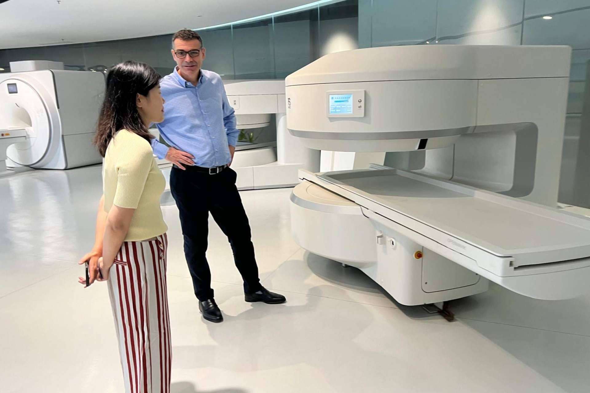 SCPmedical, distribuidor oficial de equipos de resonancia magnética marca ANKE en España y Francia