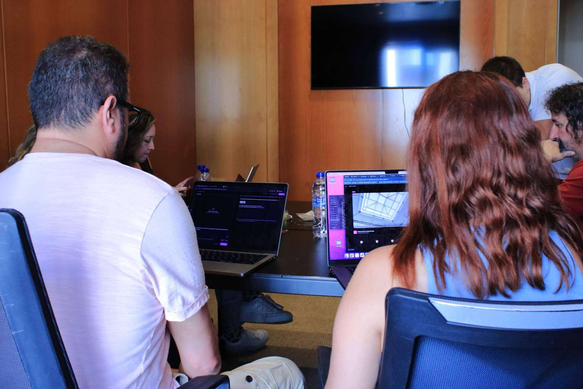 Sapinn, una consultoría que enseña a las pymes cómo usar la IA para potenciar sus negocios