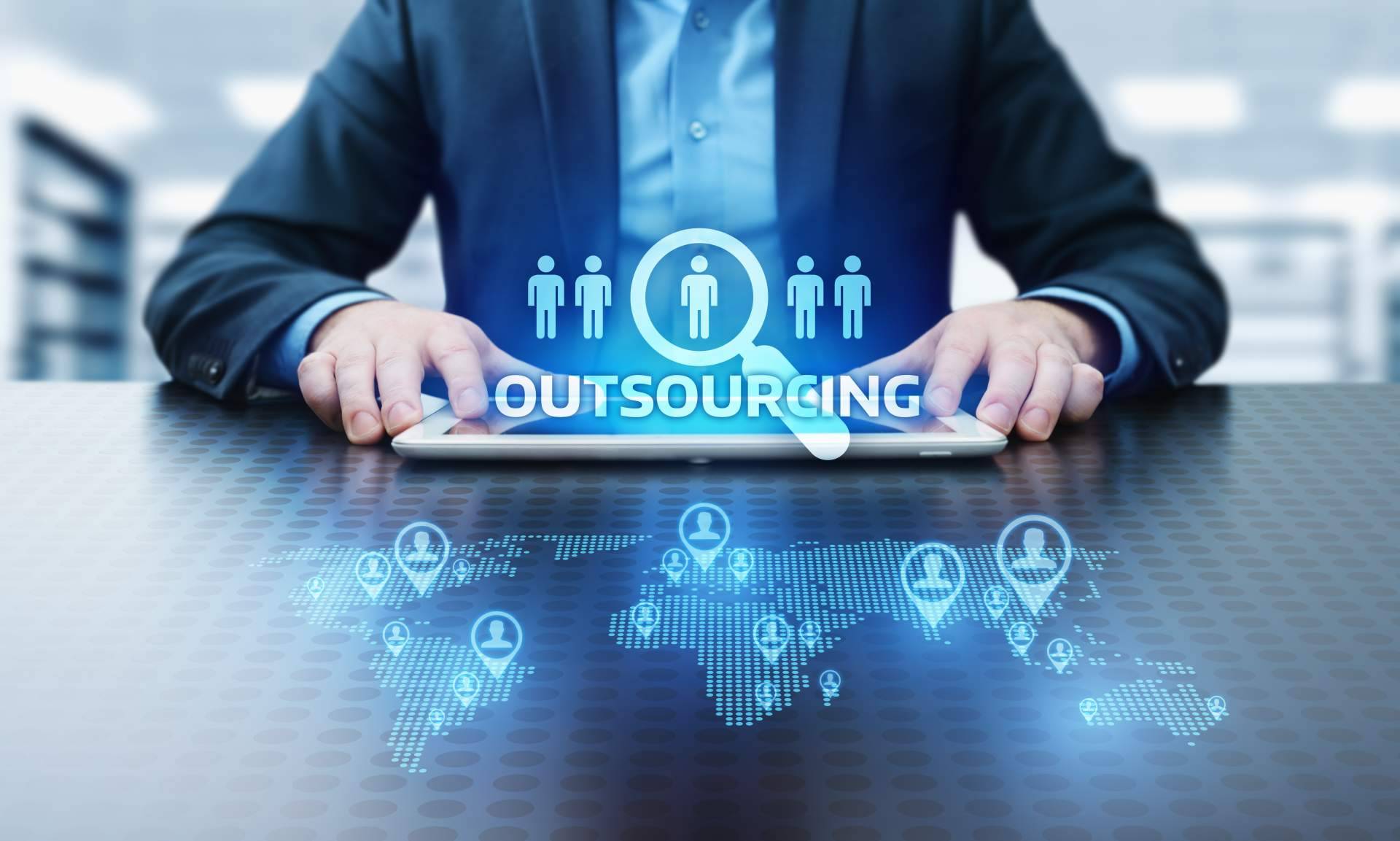 ICS ofrece servicios outsourcing para empresas de diferentes sectores