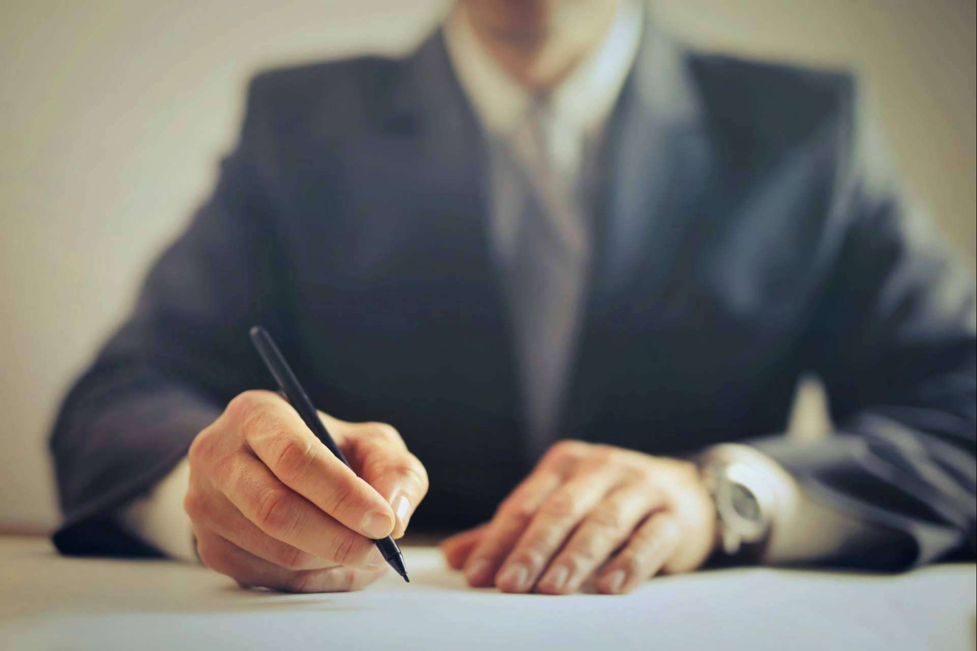 Legalcity ofrece servicios jurídicos especializados para extranjeros en España