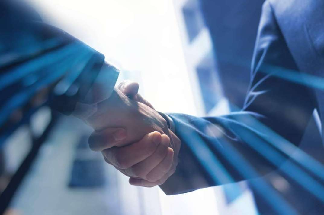 atmira se alía con Atlas Value Management para ofrecer una propuesta de valor integral en el ciclo de riesgo de crédito
