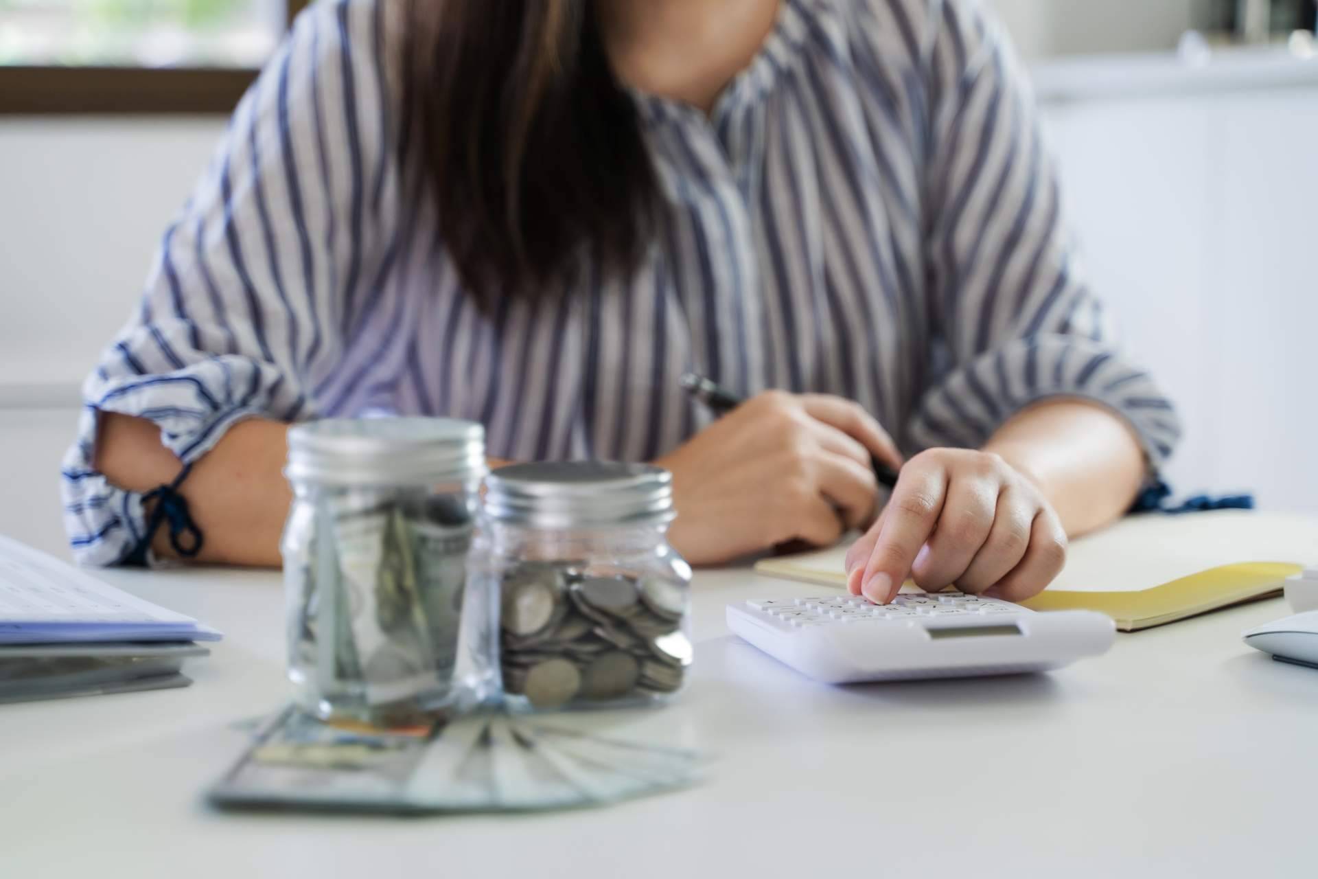 Sobreendeudamiento con tarjetas de crédito y préstamos rápidos tras las vacaciones