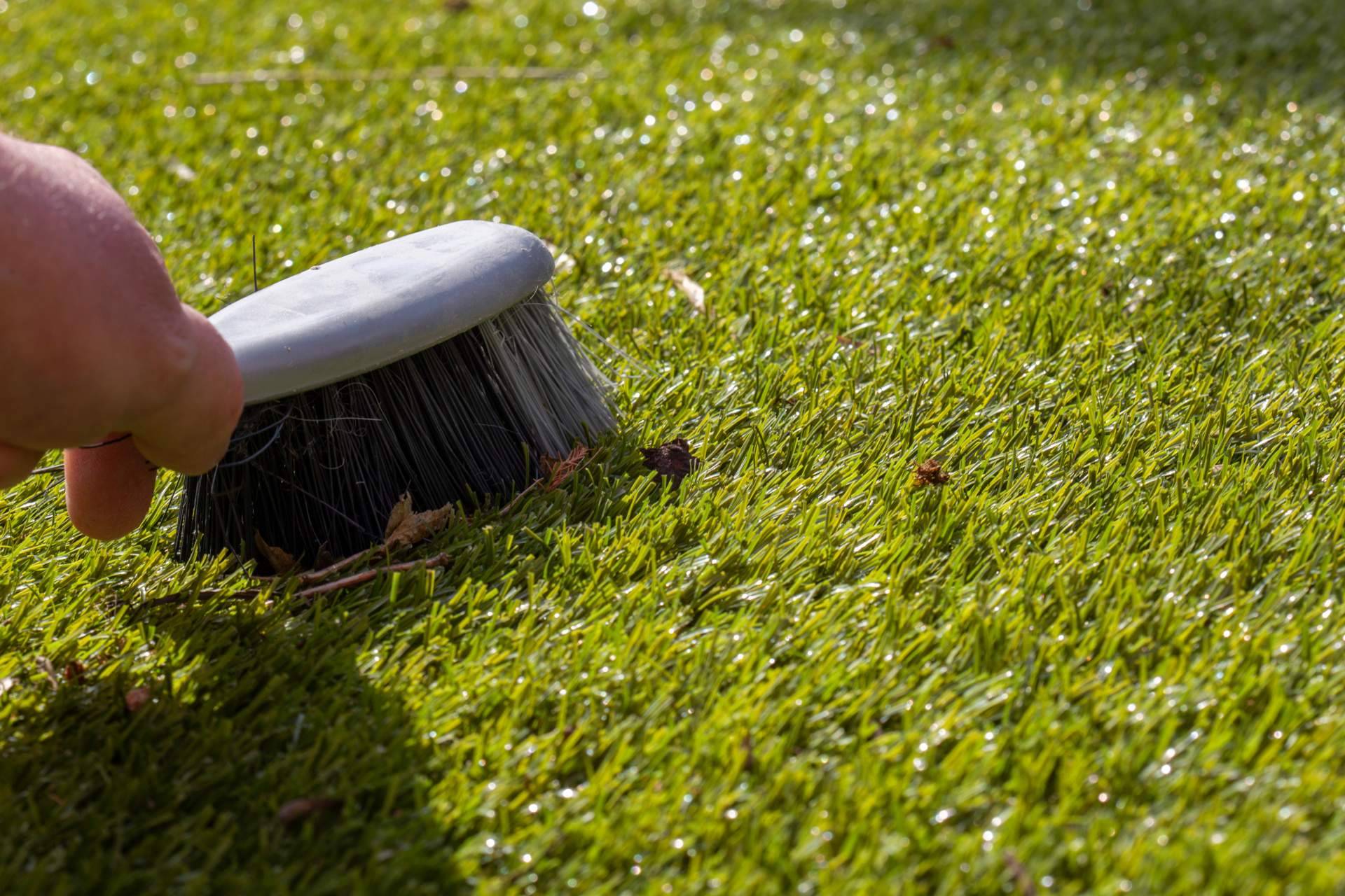 Cómo colocar el césped artificial en una terraza de la manera más sencilla