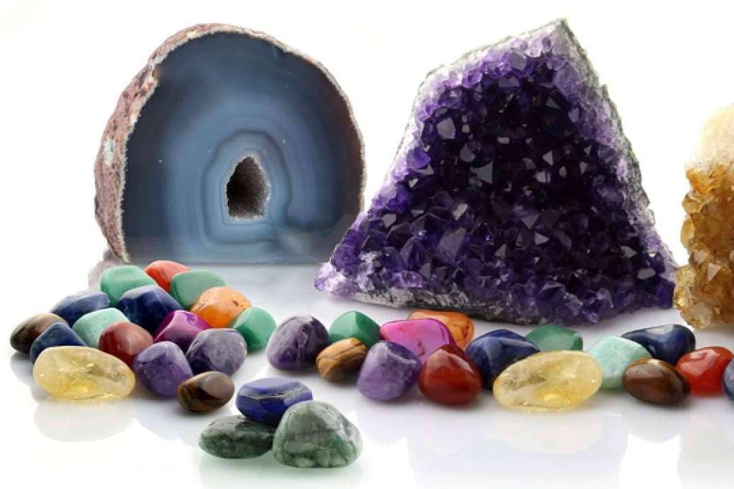 UniArt cuenta con un amplio catálogo mayorista de minerales y piedras semipreciosas
