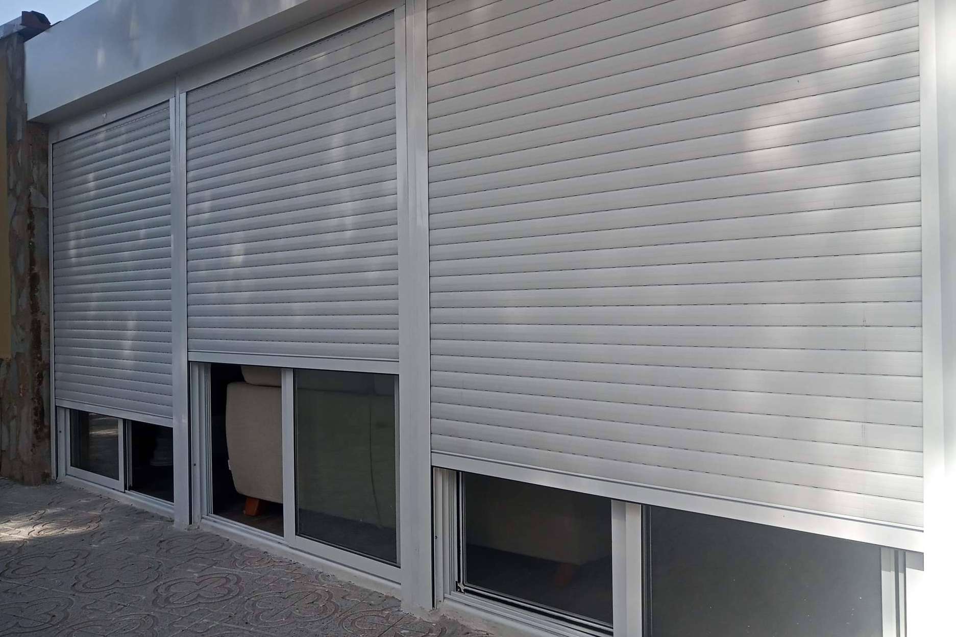 Ofertas en persianas enrollables a medida en Cortinasdeexterior.es