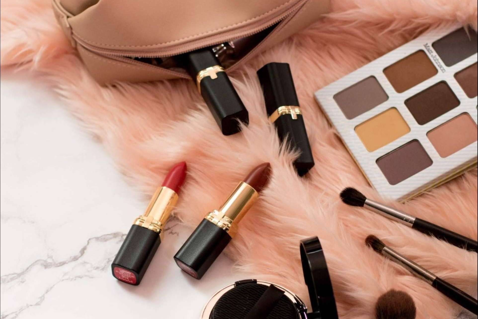 El catálogo de la tienda online AllZone incluye ahora productos de cosmética entre sus categorías