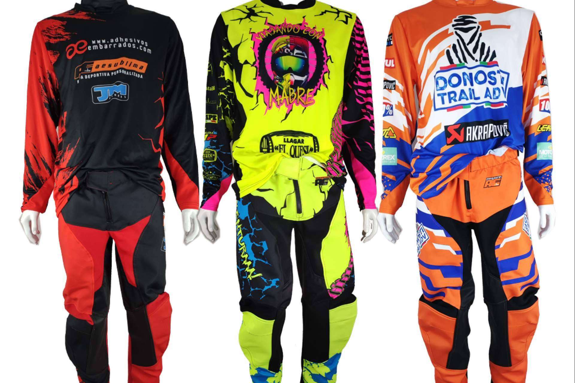 La equipación offroad personalizada de ADHESIVOSEMBARRADOS combina potencia y estilo sobre el terreno
