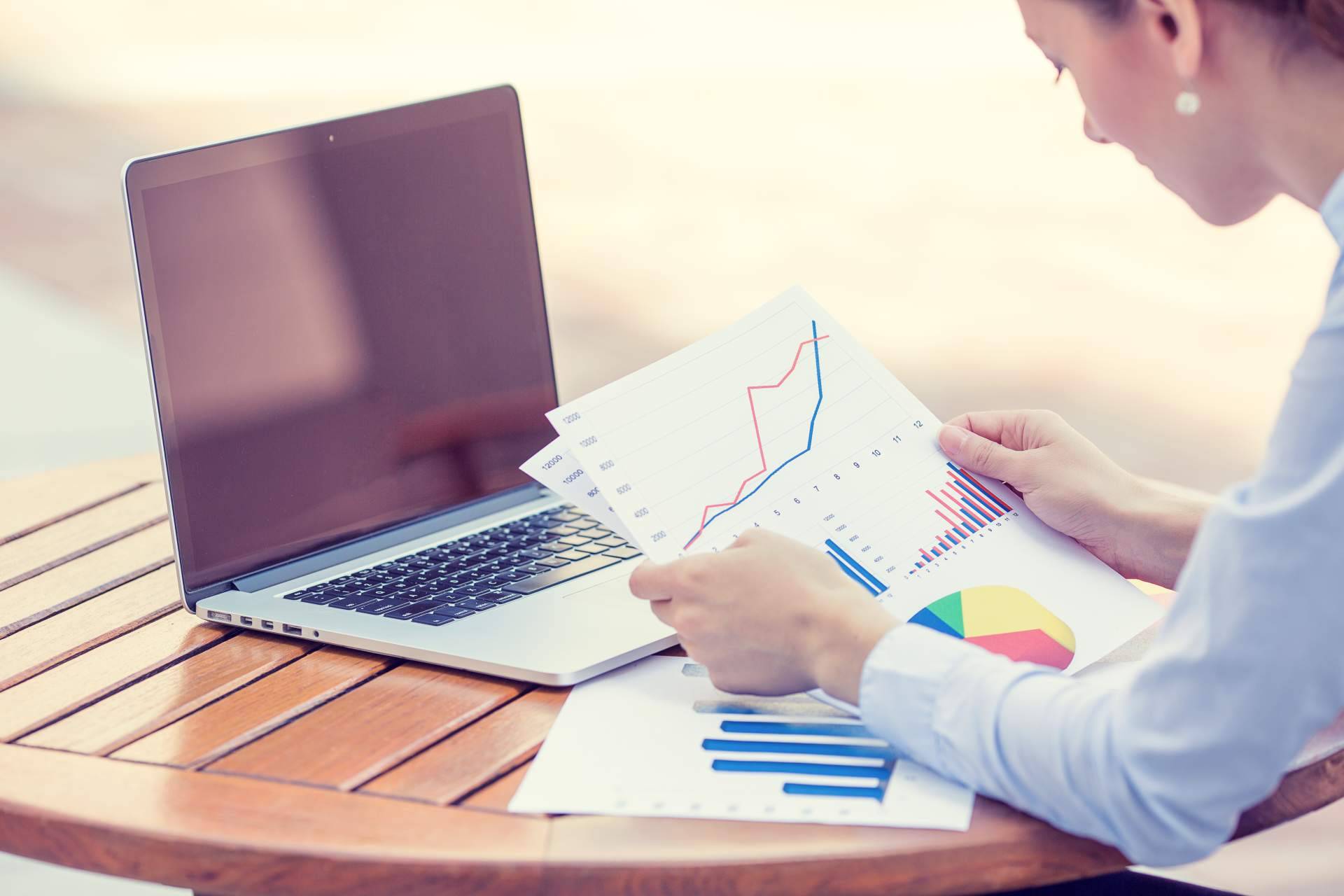 CEESA ofrece soluciones de software personalizadas y asesoría integral para empresas innovadoras
