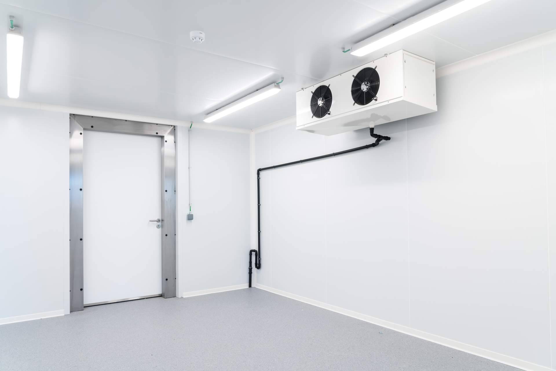Reparaciones Climatit se especializa en el mantenimiento de salas frías en Santa Coloma de Gramenet