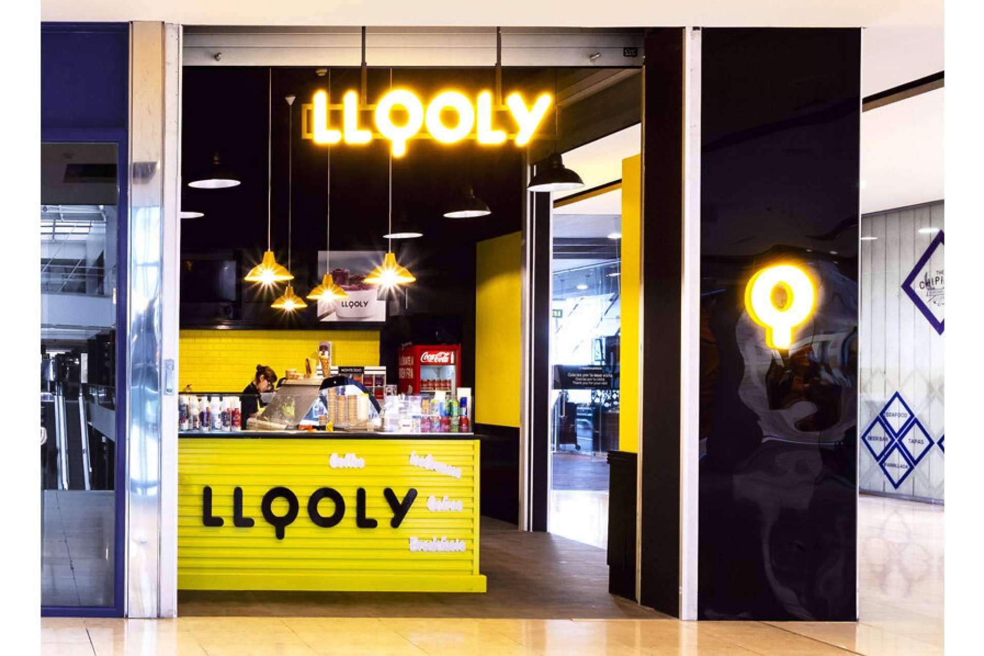 El Bubble Waffle en España crece con LLOOLY y su modelo de franquicia