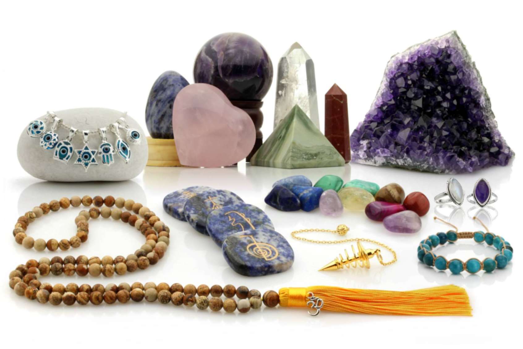 UniArt Minerales ofrece una amplia gama de piedras semipreciosas y productos esotéricos en su tienda online