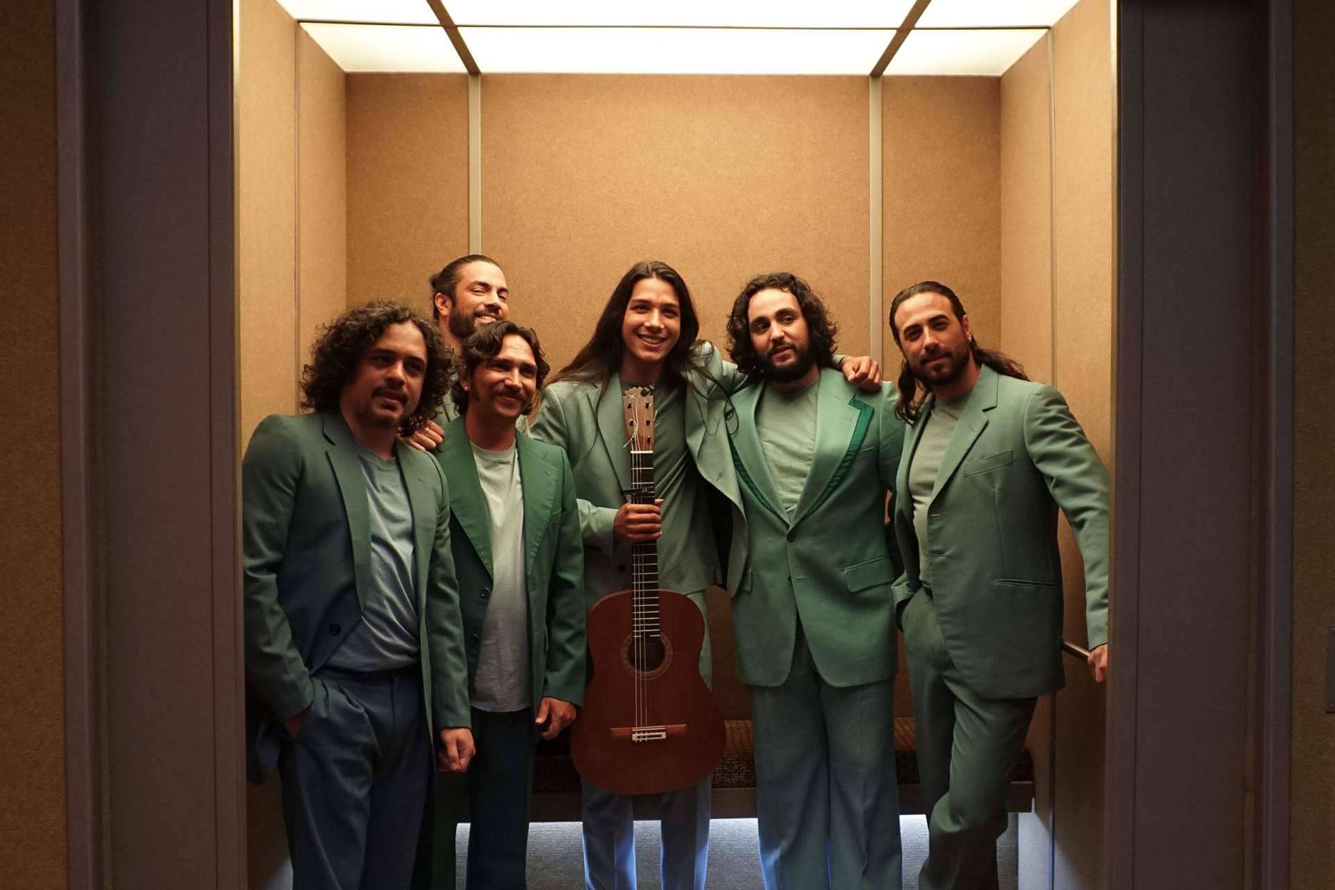 Ismael de la Rosa y José del Tomate se suben al ascensor de Limbaé de la mano de AUX Studio, Nuevos Medios y Sony Music