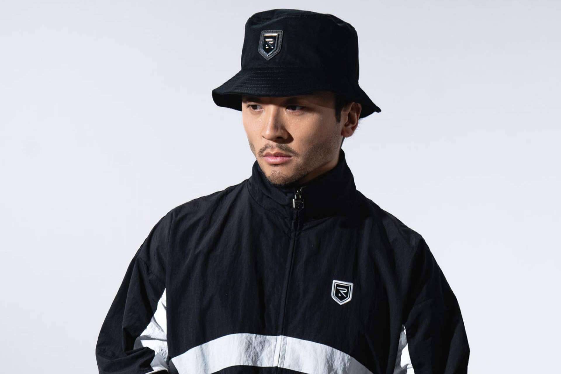 Rotherz destaca por su compromiso con la sostenibilidad y la exclusividad en el streetwear
