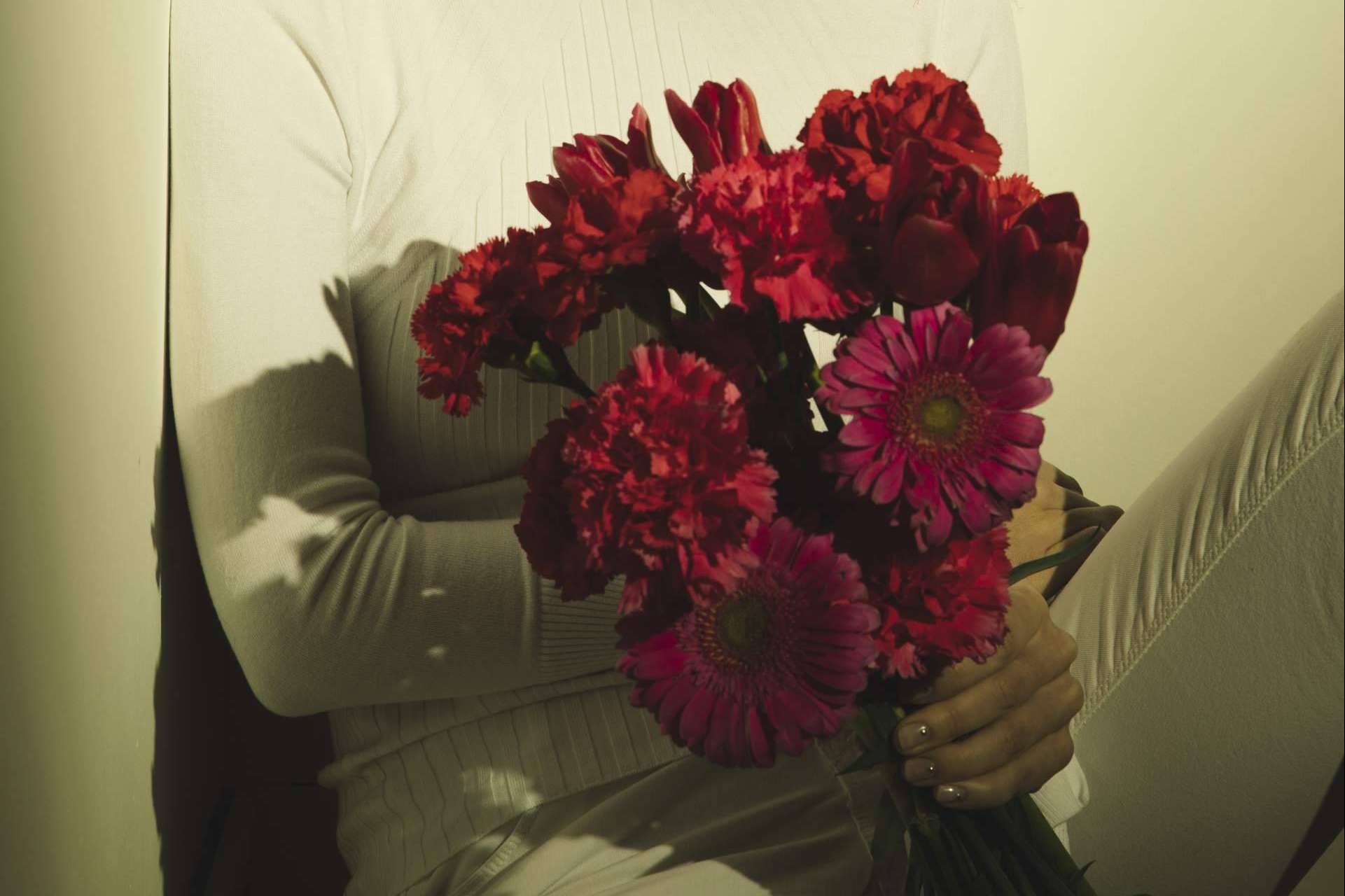 San Valentín 2025, teleROSA y el arte de regalar flores inolvidables