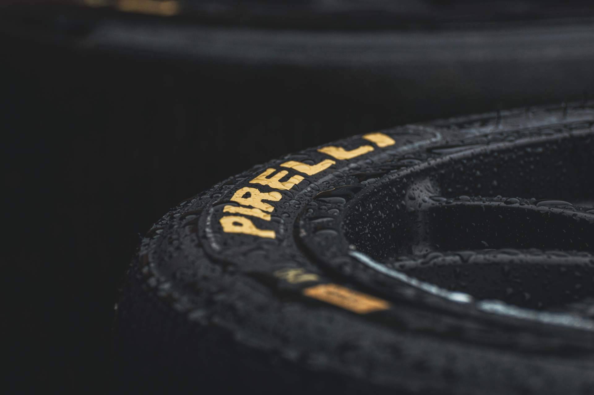 ¿Dónde comprar neumáticos Pirelli en Madrid? Neumáticos Porpoco ofrece la solución ideal