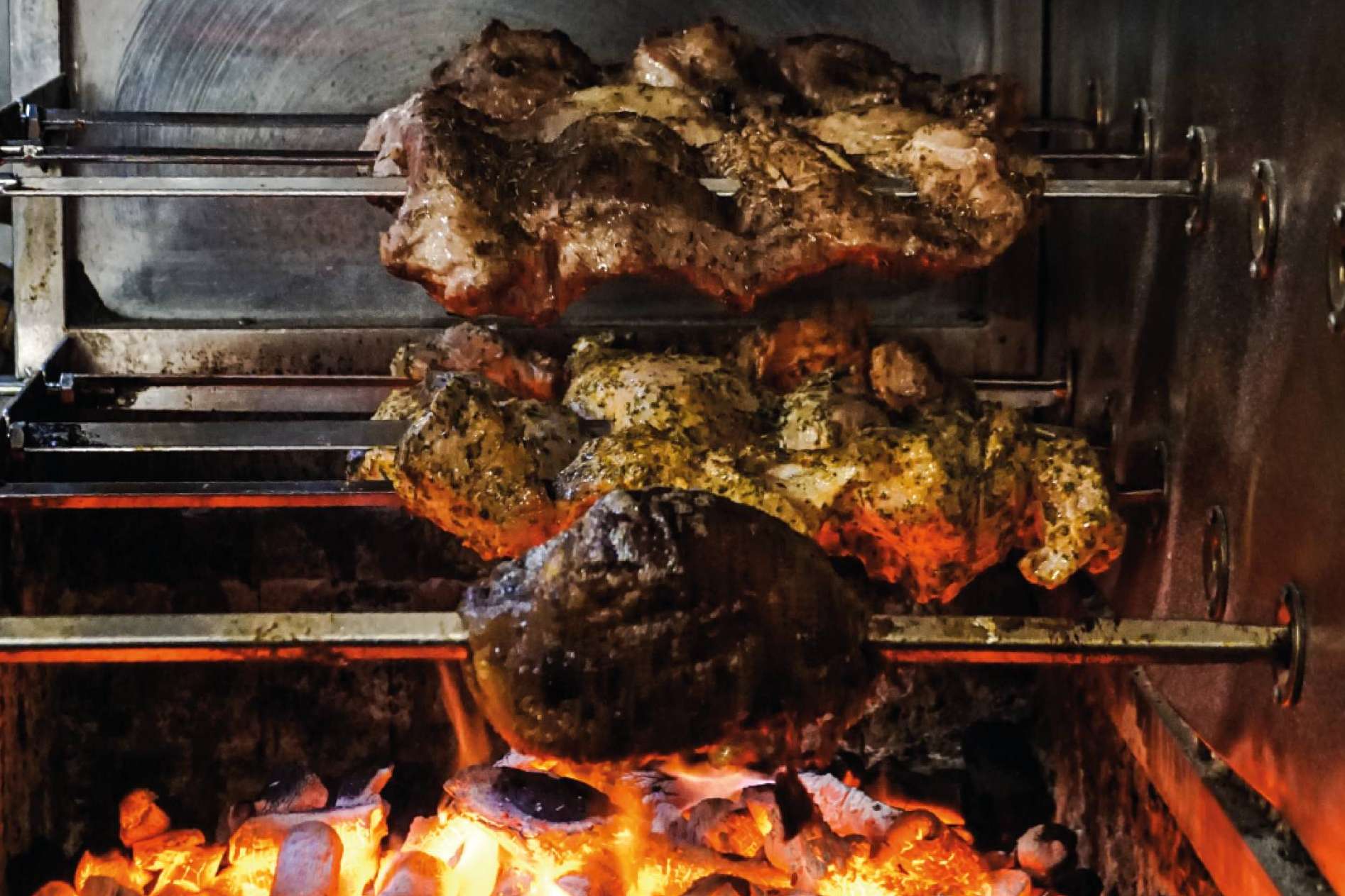 Los Espetinhos, excelencia en carnes a la brasa en el corazón de Madrid
