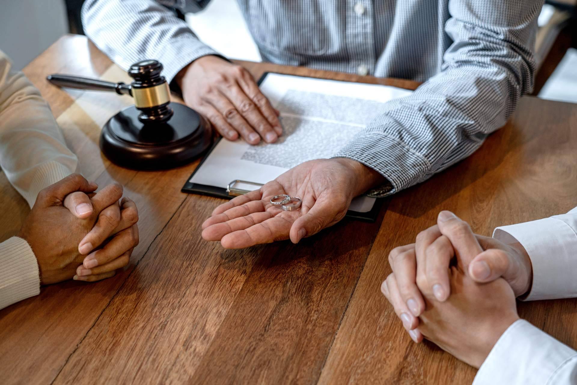 Català Reinón Abogados, garantía de excelencia en derecho penal y laboral