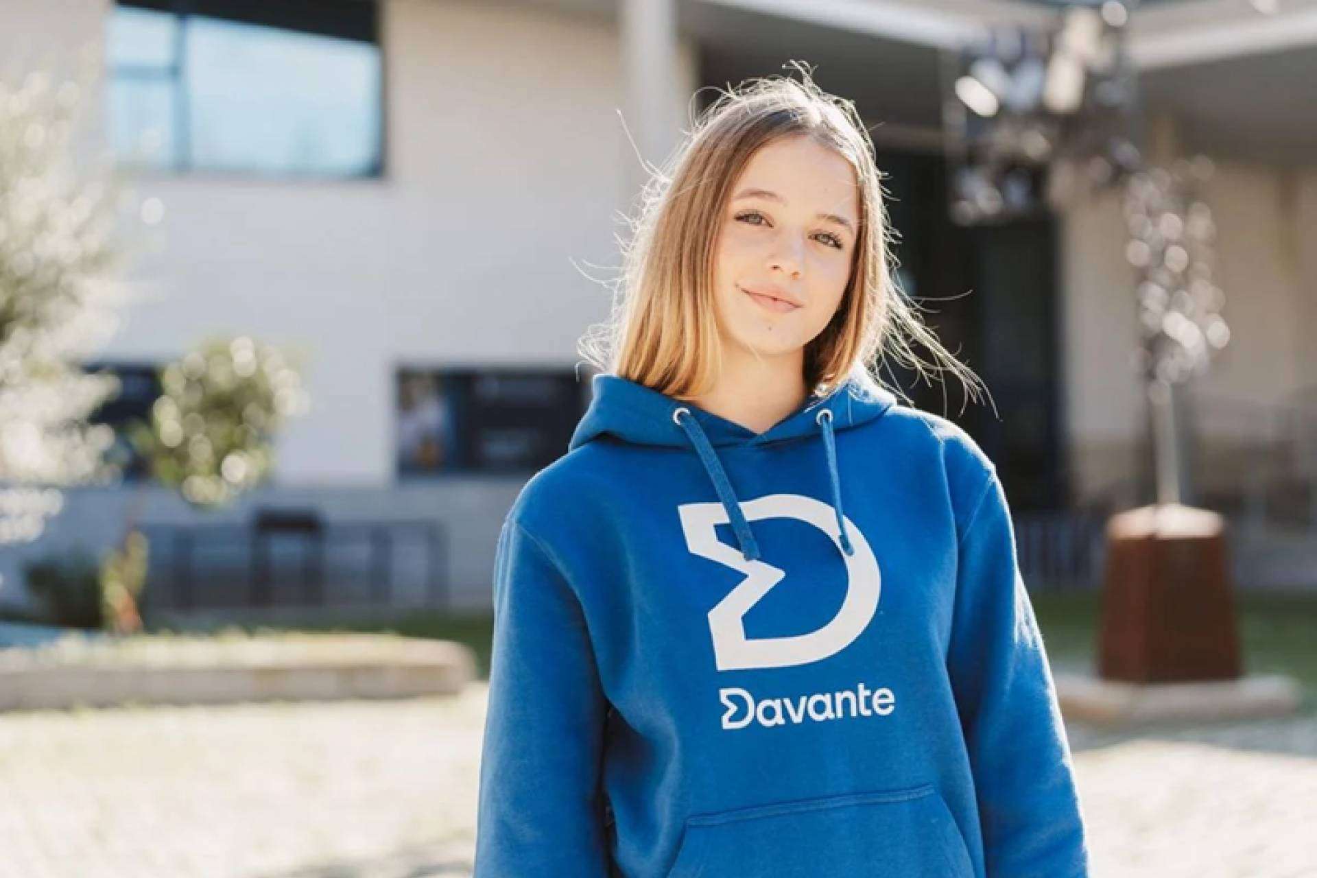 Davante impulsa la formación con FP oficial, cursos profesionales y preparación de oposiciones
