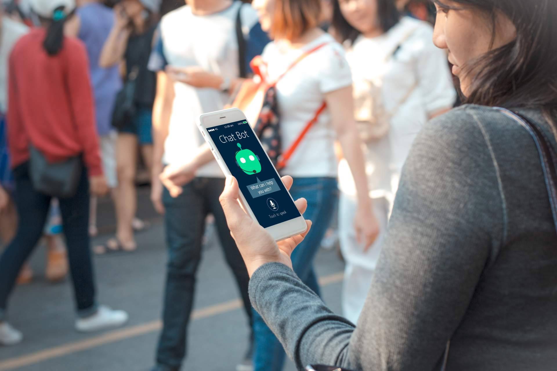 Funneltropia lanza servicio innovador de chatbots con IA para potenciar la atención al cliente