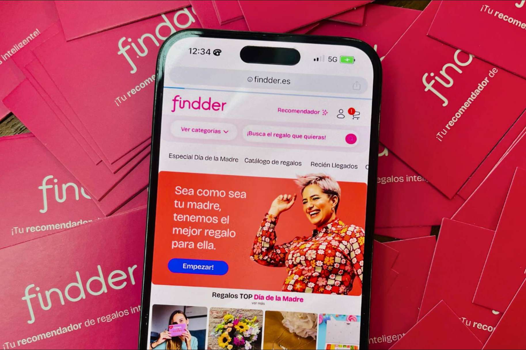 Findder revoluciona el Día de la Madre con ideas originales de regalo personalizadas con inteligencia artificial