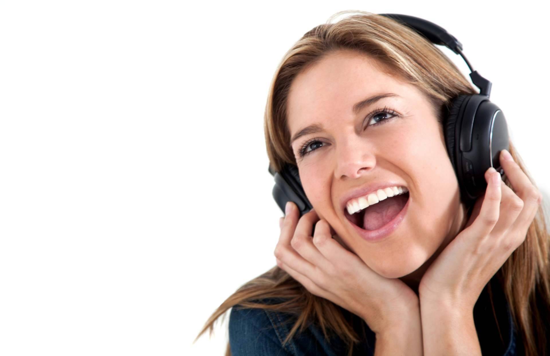 La propuesta de Radio Huelva Church, una radio cristiana que conecta música, fe y comunidad