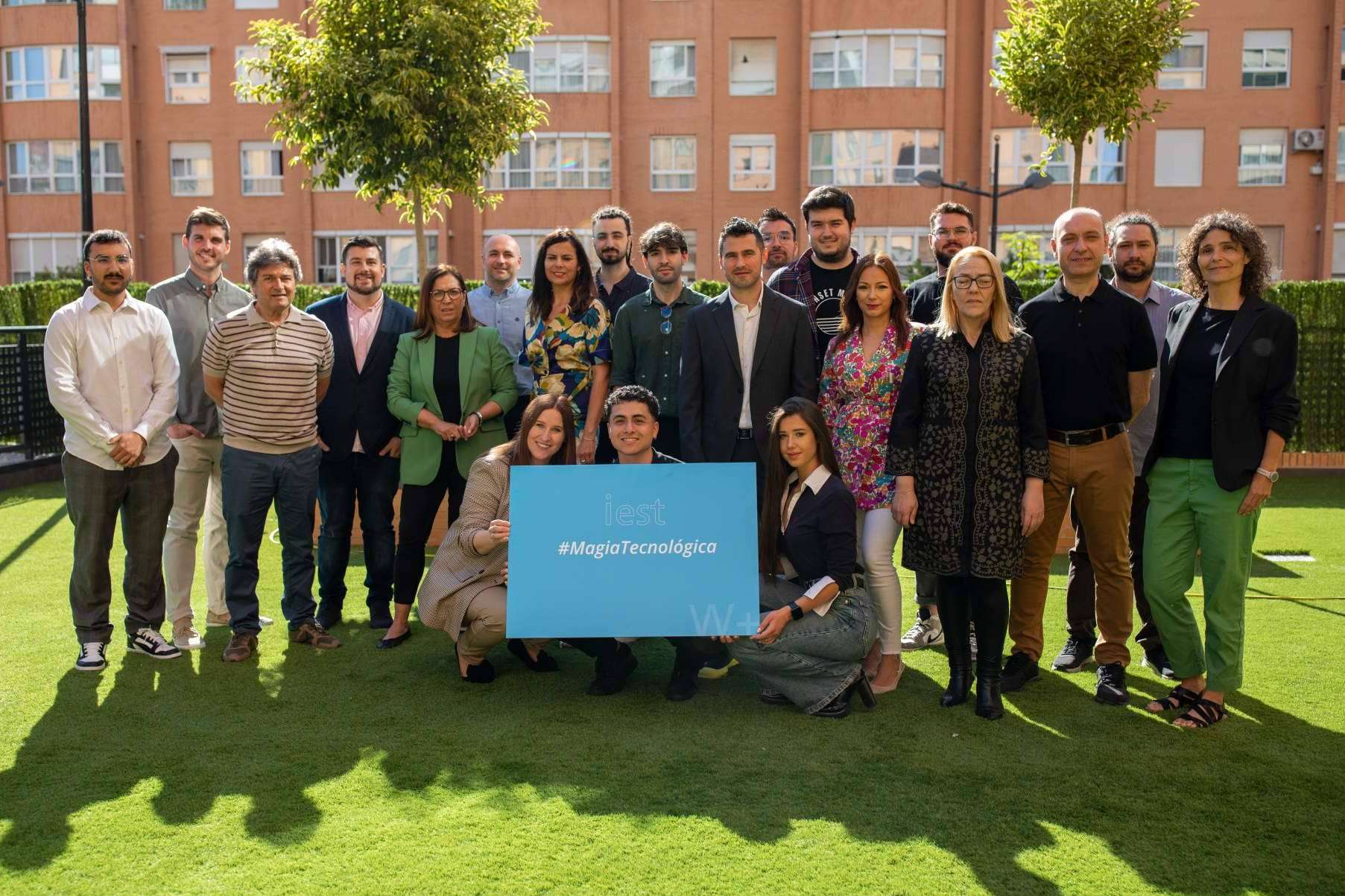 IEST orienta sobre la adaptación al Control Horario 2025 y la jornada laboral de 37,5 horas