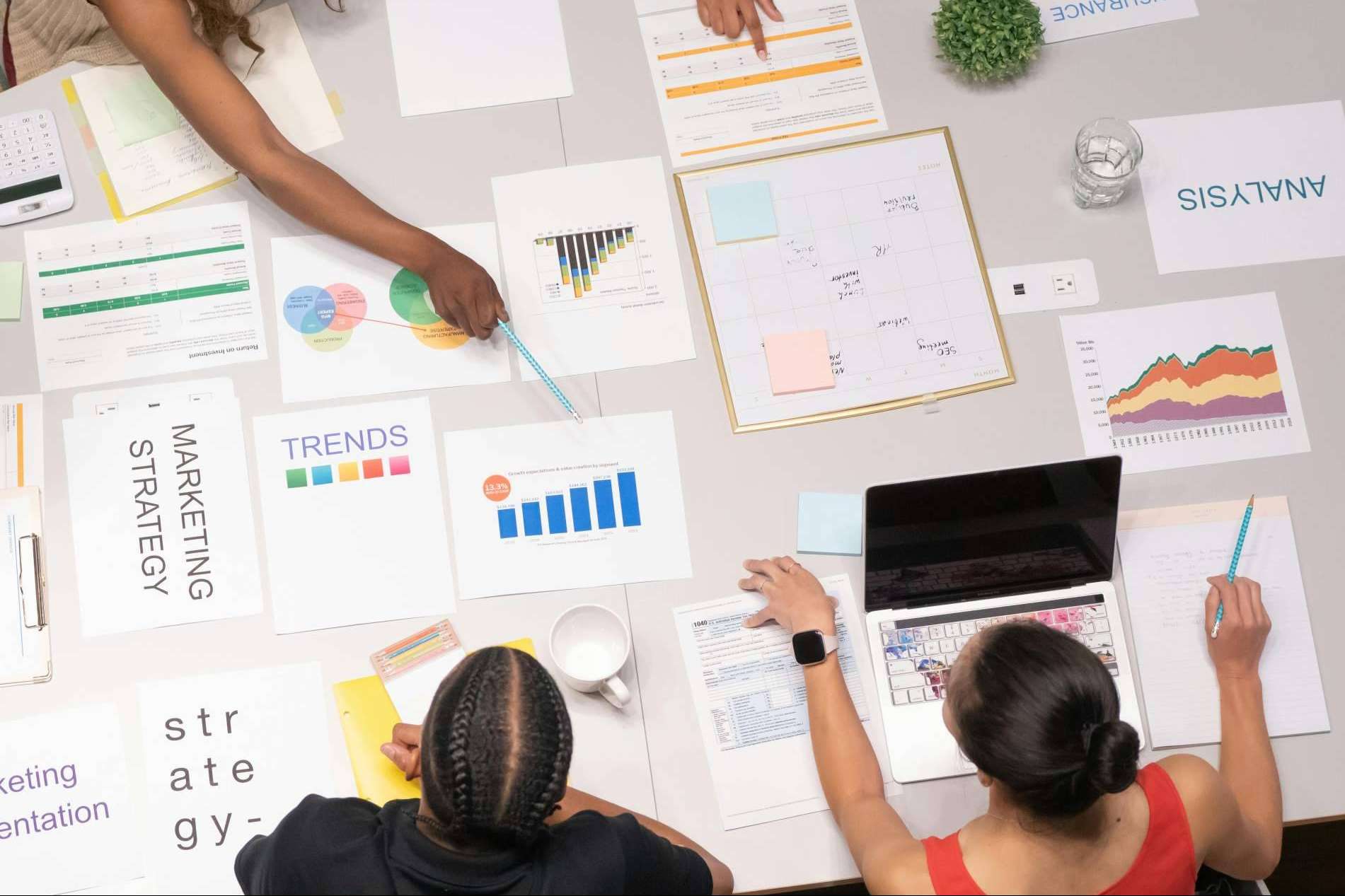 Consultoría de marketing 360°; la propuesta de BarmetMedia para fortalecer marcas en el entorno digital