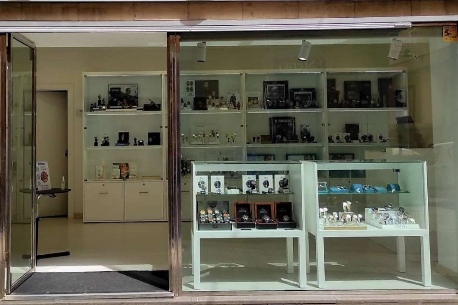 Elegance, referente en relojería y joyería en Santa Cruz de Tenerife, impulsa la atención personalizada al cliente