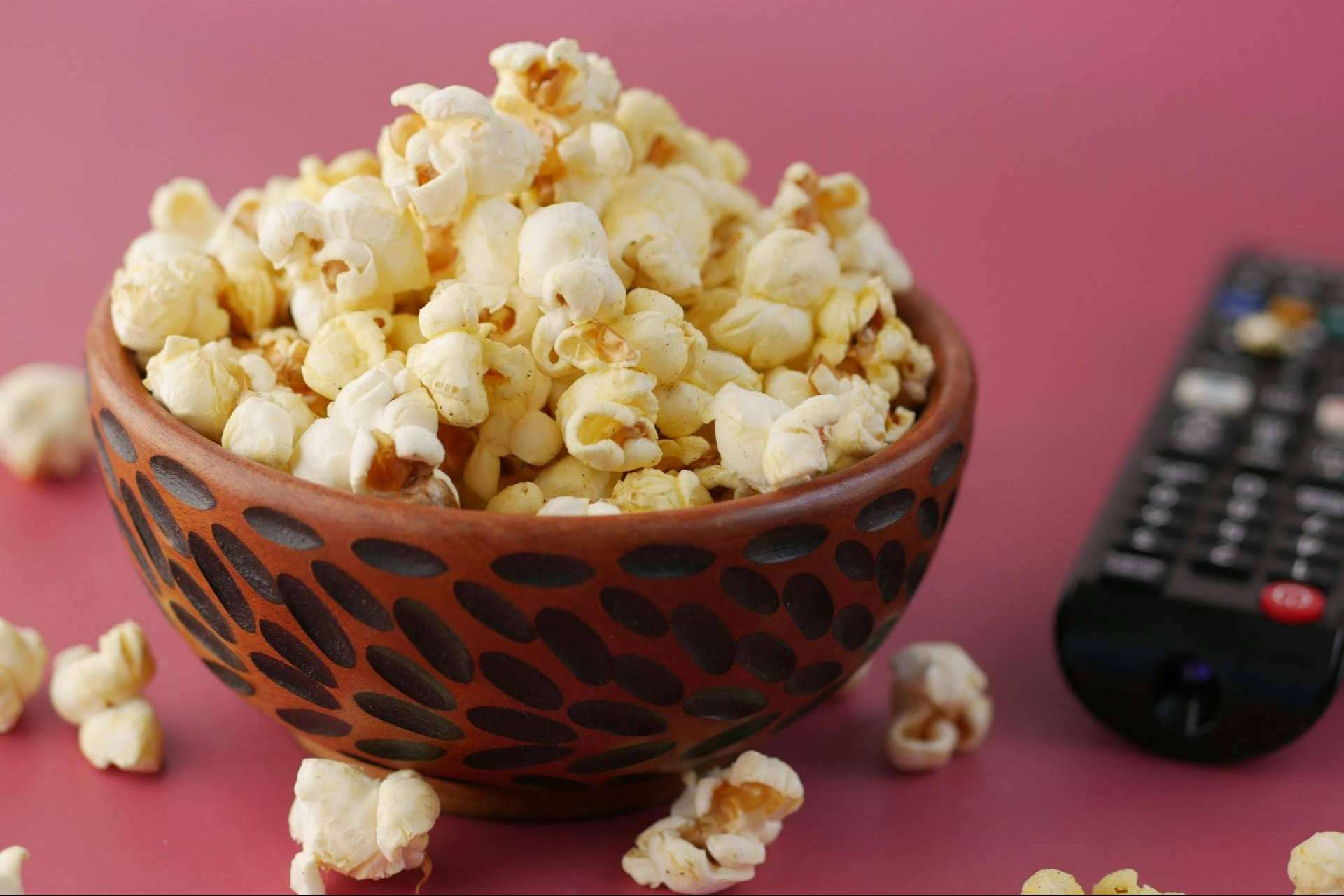 eFilm Online, la plataforma que permite ver peliculas gratis online con el carné de biblioteca