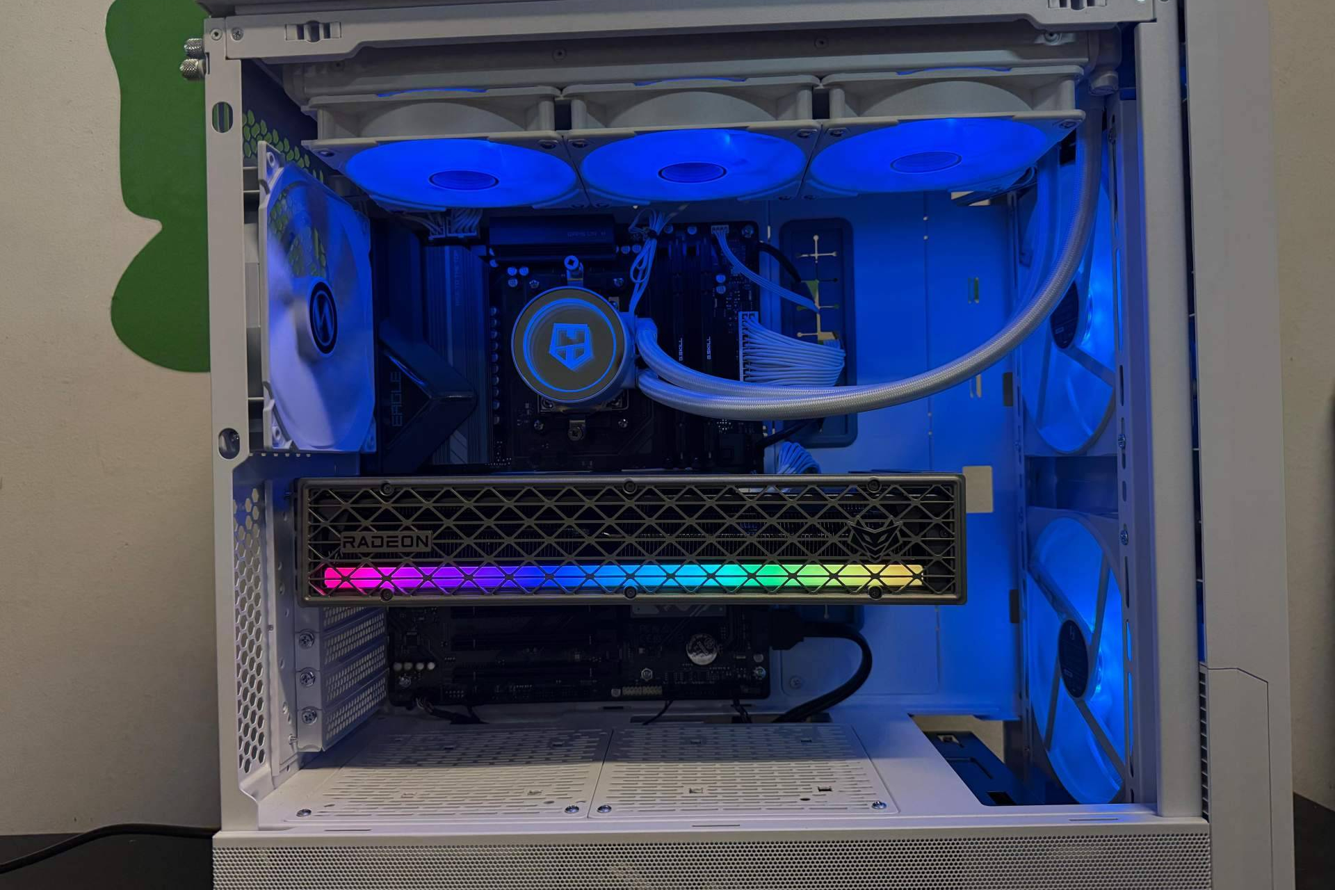 Elegir un PC a medida nunca fue tan fácil; Aussar.es ofrece configuración asistida y asesoría experta