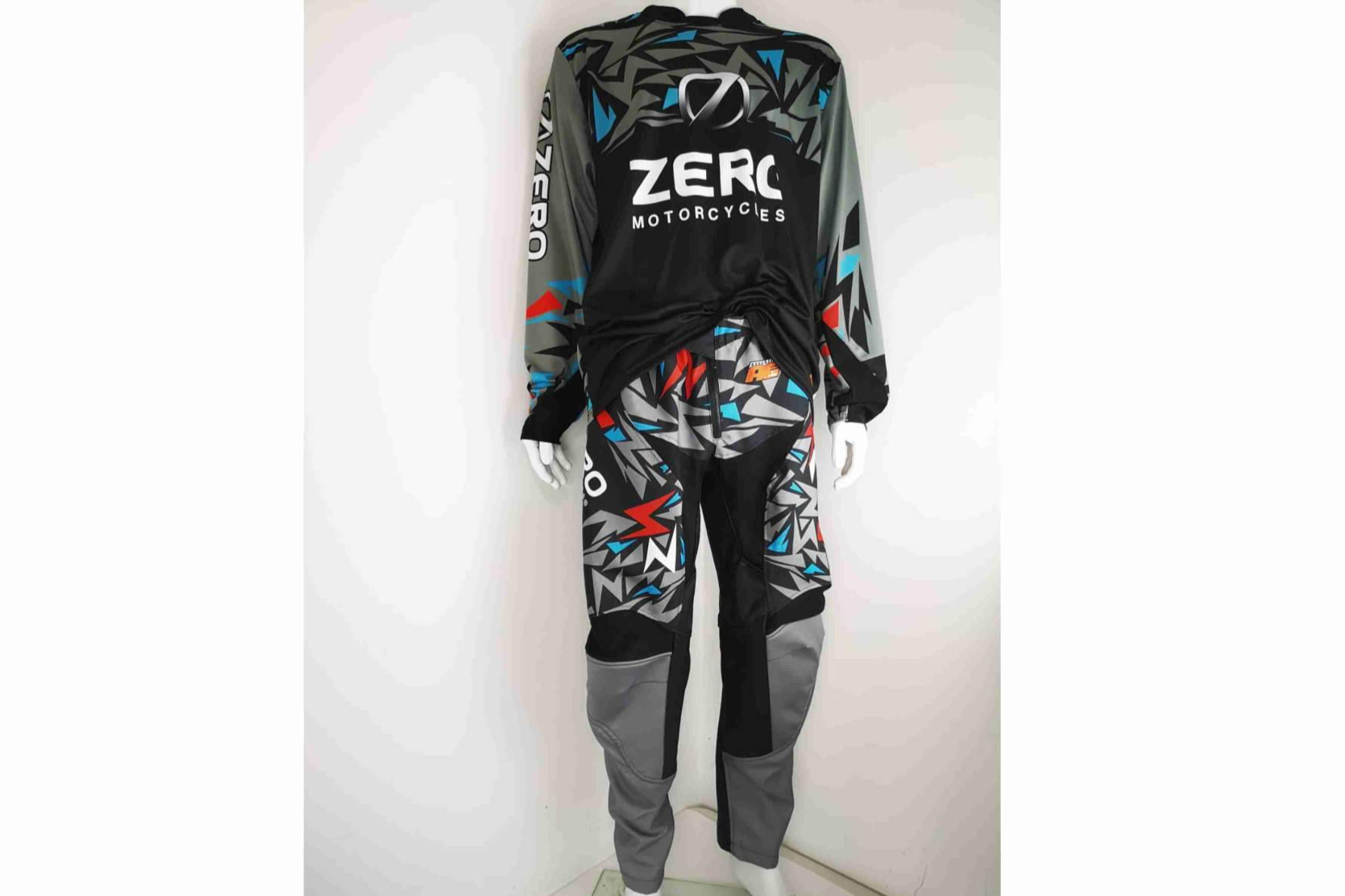 Nuevalínea de ropa personalizada para enduro y motocross de ADHESIVOSEMBARRADOS ya disponible