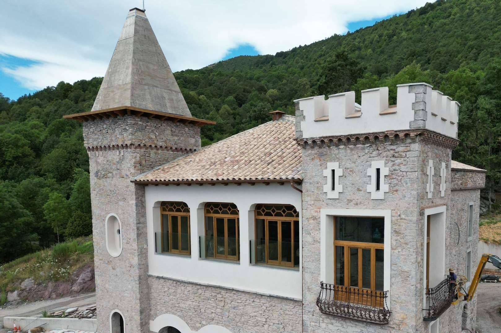 La rehabilitación de Mas Pomer en Camprodon; espacio de lujo liderado por PS Arquitectura