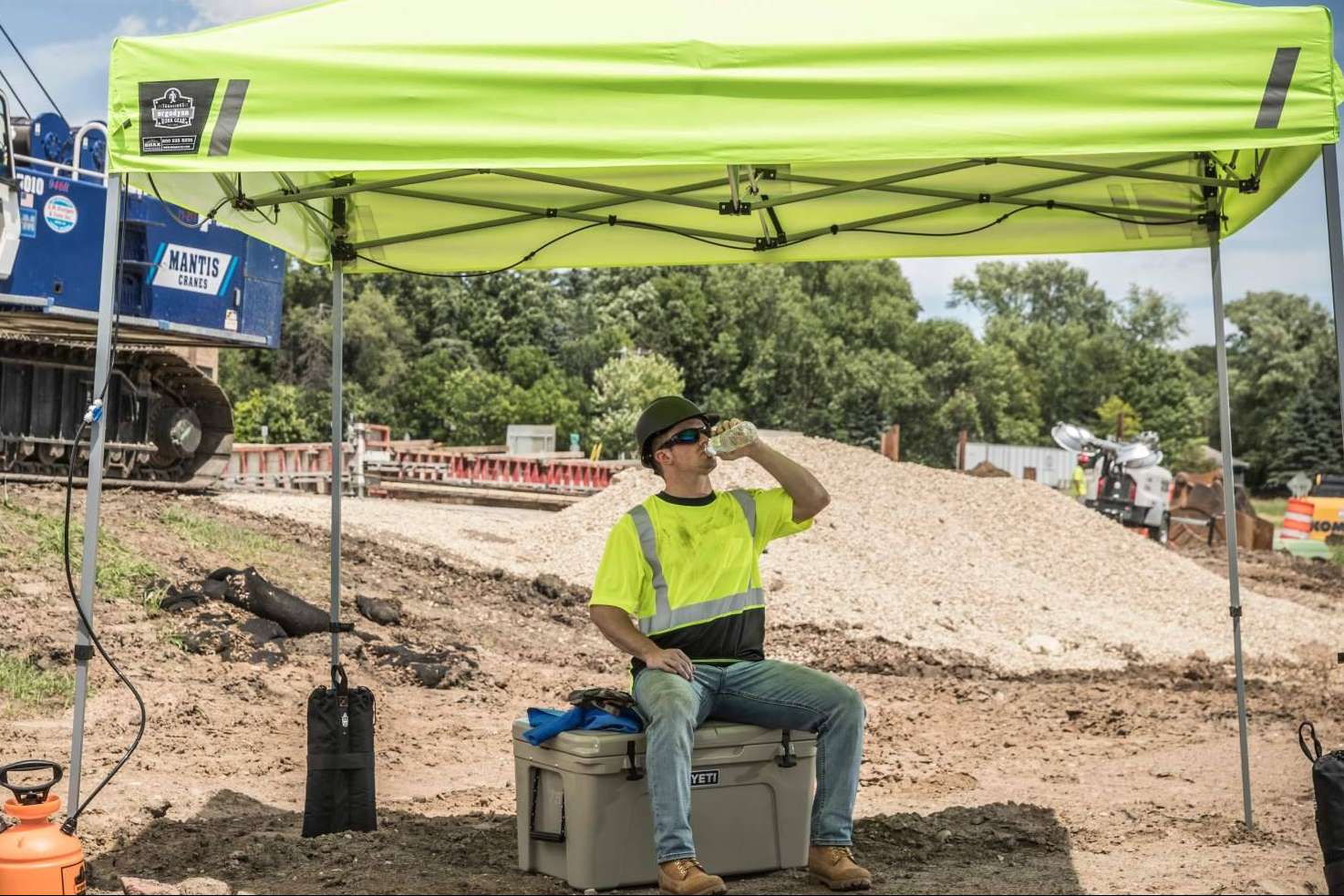 El calor en el entorno laboral, claves para prevenir el estrés térmico con equipamiento técnico adecuado