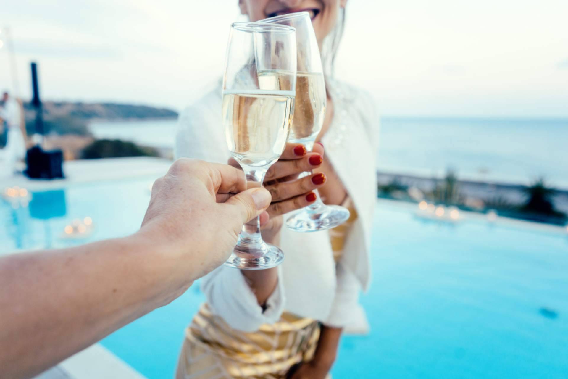 Naturelovers Wines presenta dos promociones exclusivas con Cava ICE como obsequio