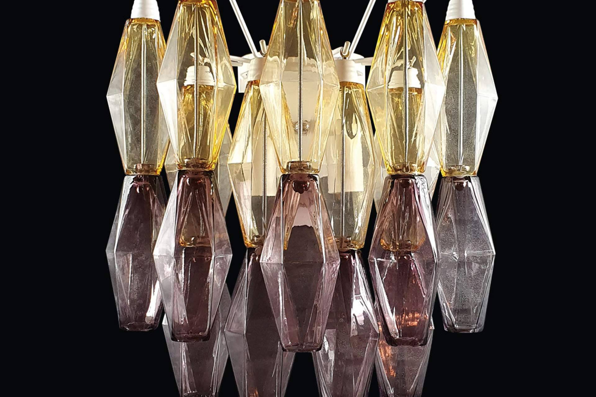 Venice Arte ilumina hoteles, villas e iglesias con lámparas de cristal de Murano clásicas y modernas