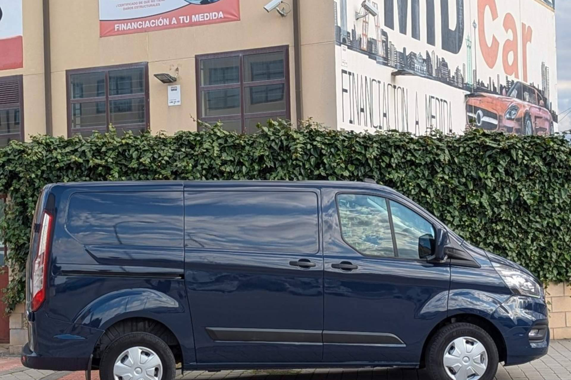 Concesionario MID Car, confianza asegurada con kilometraje certificado y vehículos nacionales