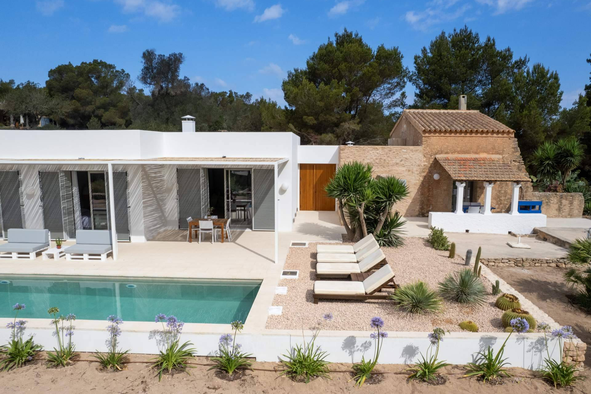 Casas vacacionales en Es Cap de Barbaria; la propuesta mediterránea de Can Corda en Formentera