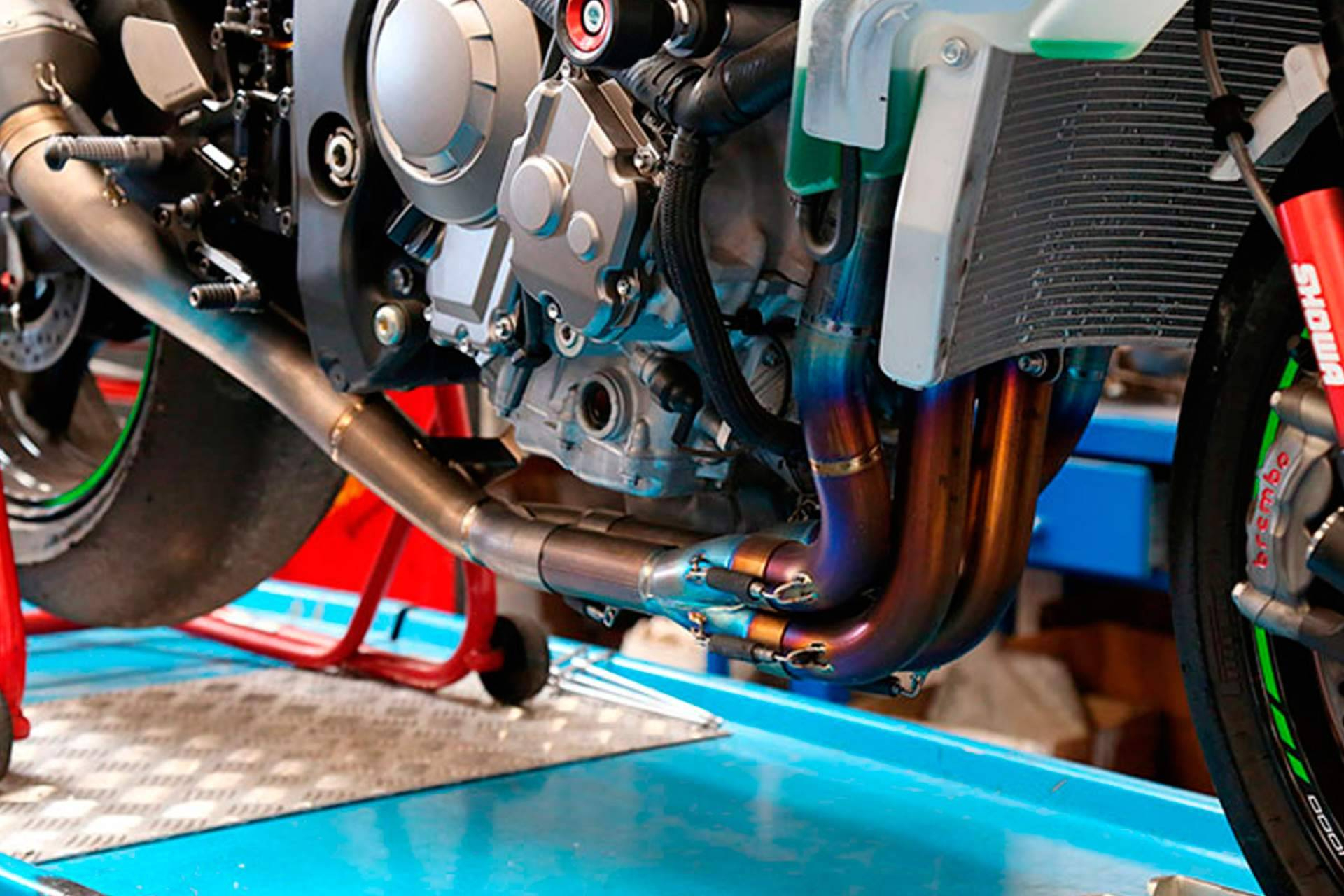 Tubos de escape para moto; innovación, diseño y rendimiento en Nilmoto.com