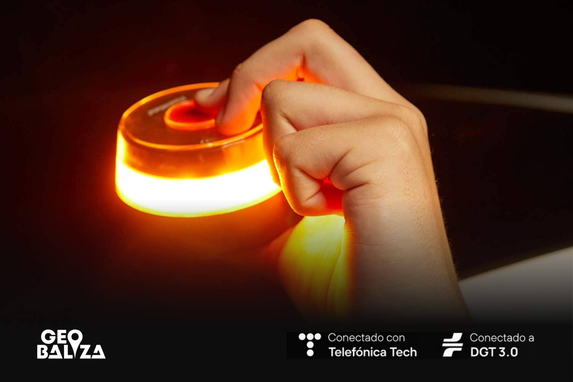 Geobaliza, la baliza V16 conectada y certificada por la DGT, disponible por 29,90 euros