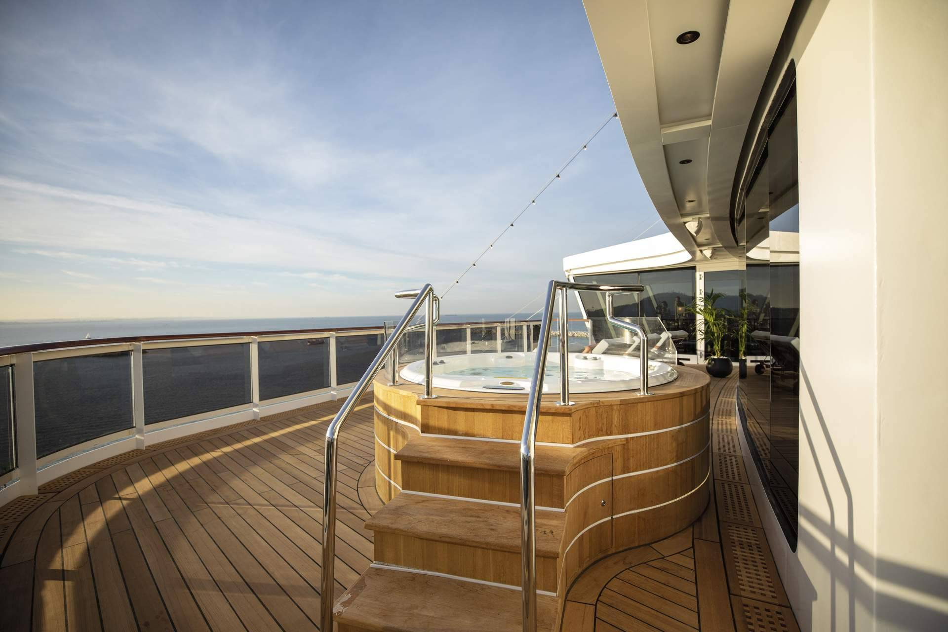 Regent Seven Seas Cruises y Knightsbridge Circle se unen para mejorar la experiencia de la Regent Suite
