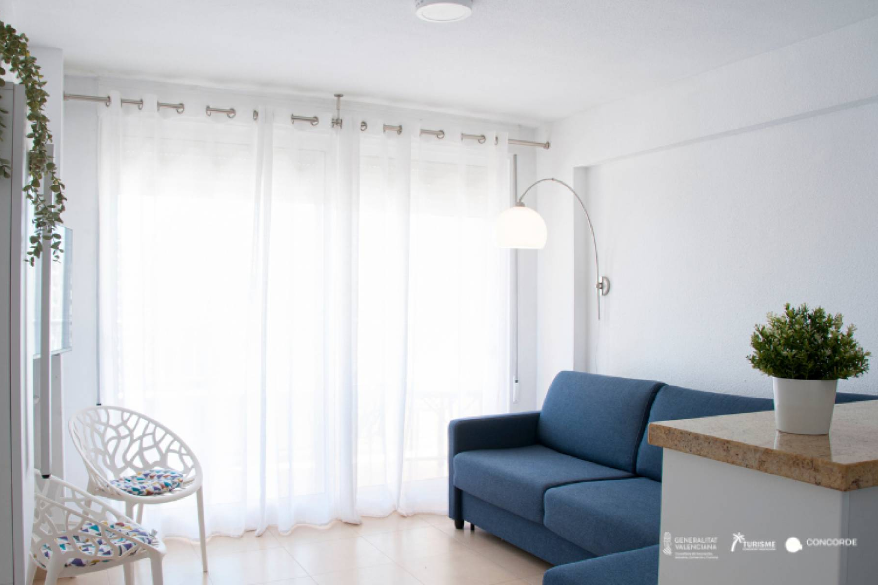 Cinco décadas de hospitalidad familiar en Alicante; la historia de Apartamentos Concorde