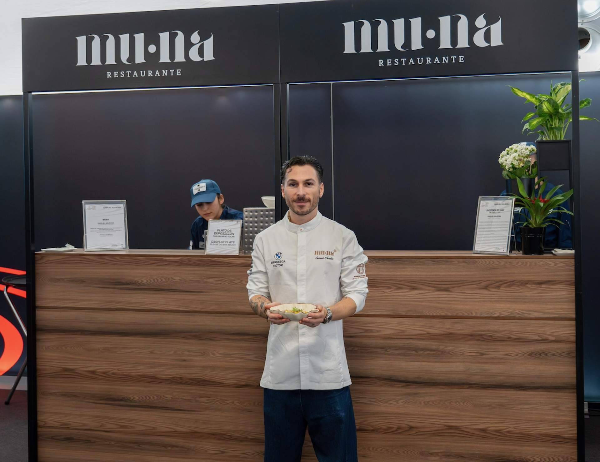 El chef Samuel Naveira llevó la cocina de MUNA a la final de MotoGP