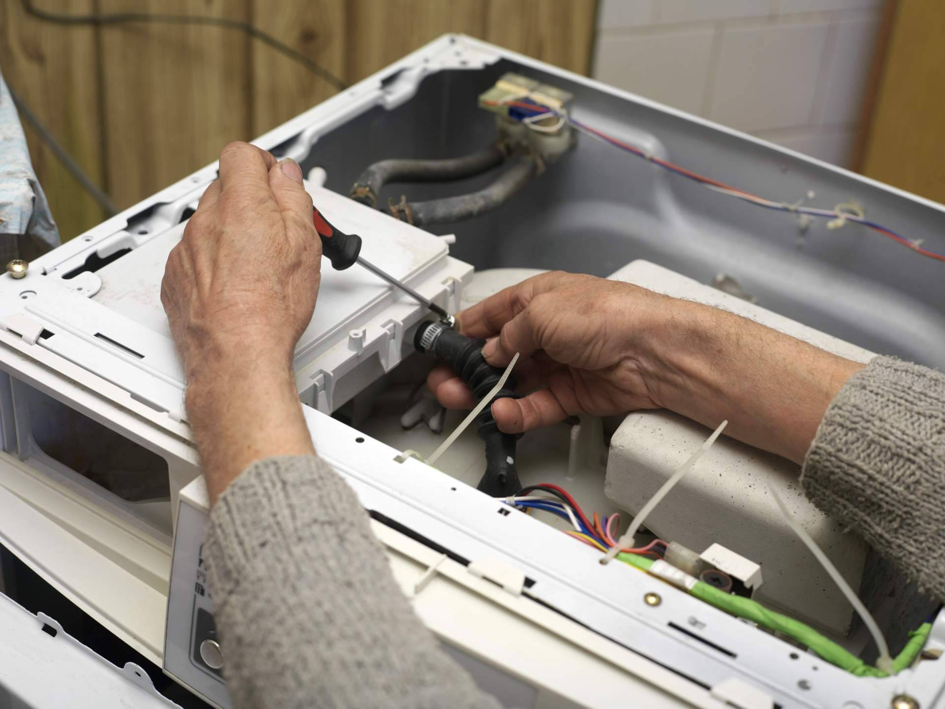 Reparaciones eficientes y atención personalizada en el Servicio Técnico Balay Huelva