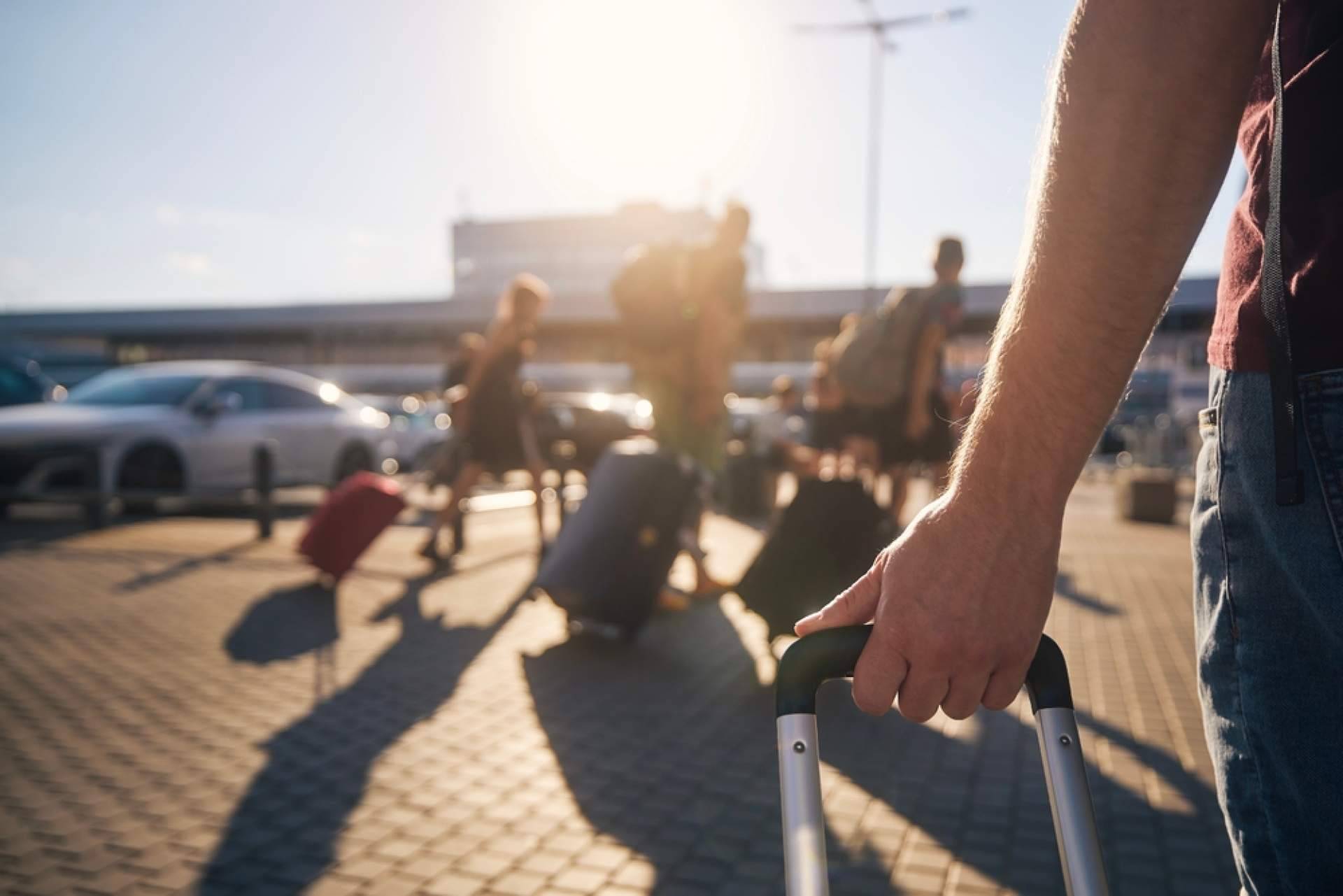 Parking aeropuerto Alicante; Aparcalo consolida su apuesta por la comodidad y el ahorro