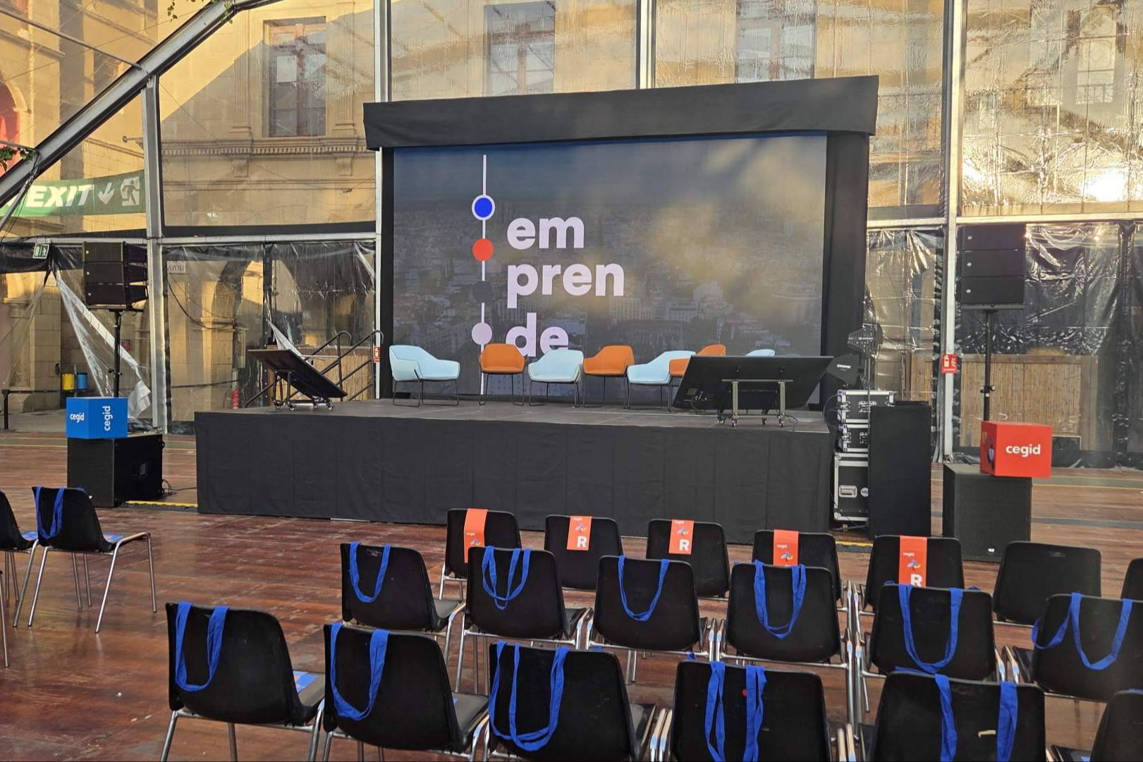Alquiler de tecnología audiovisual para eventos de empresa con ASB Audiovisuals