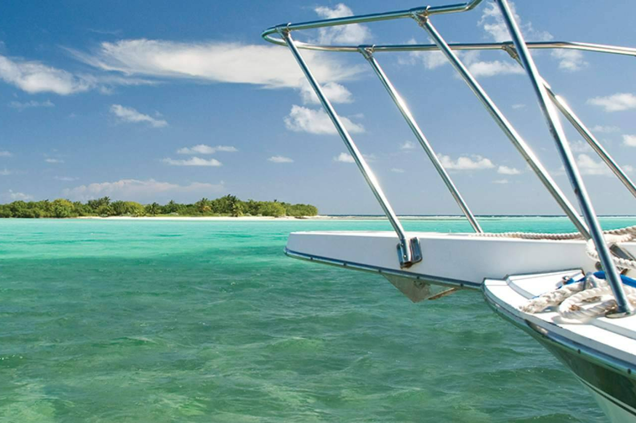 Islas Caimán debuta en Fitur para reforzar sus vínculos con la industria turística europea
