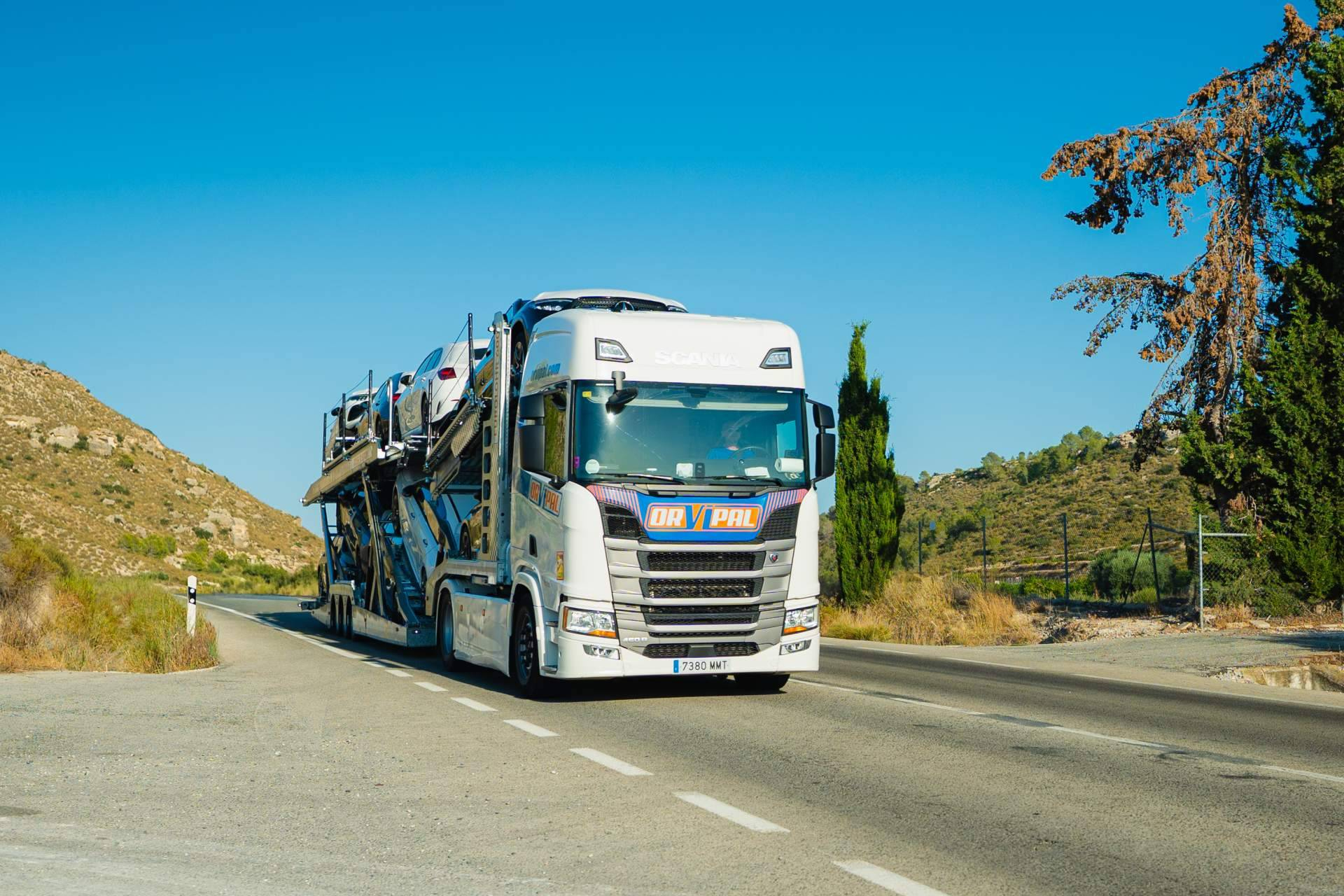 Orvipal se consolida como referente en transporte de vehículos con soluciones logísticas integrales