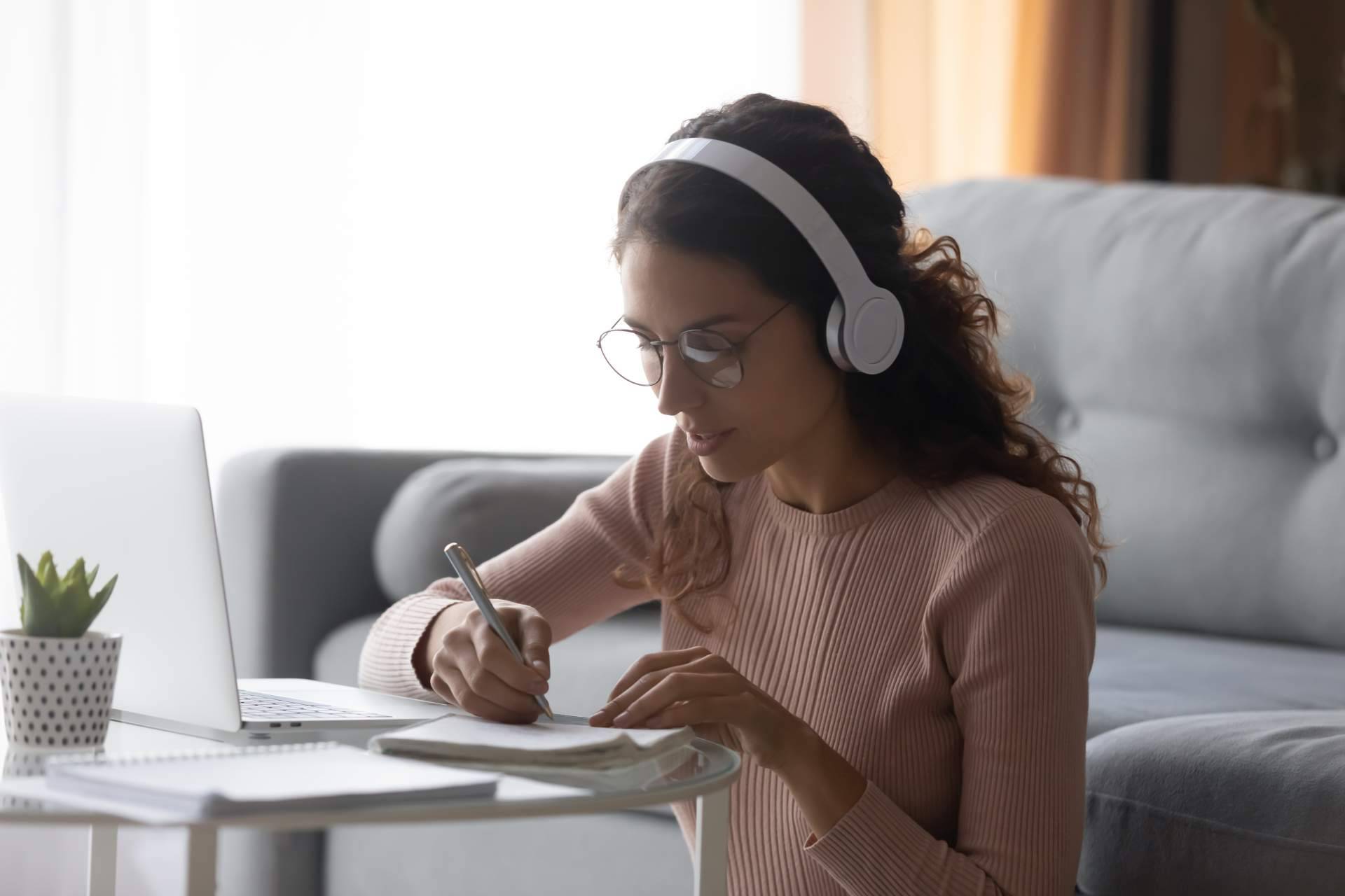 Cursos online para alcanzar un nivel básico de alemán de forma accesible y eficaz
