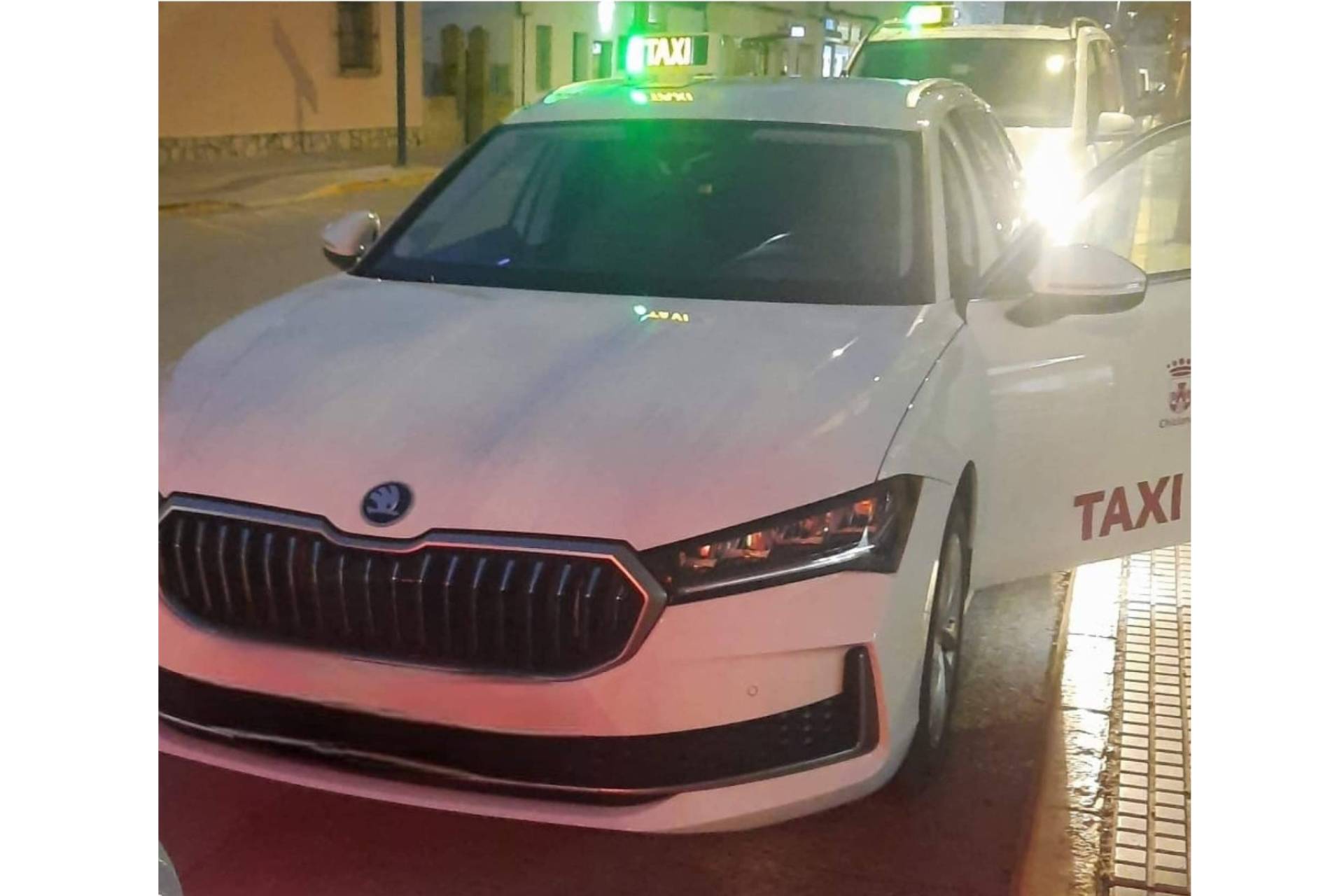 Guía de transporte en Cádiz; cómo viajar desde Chiclana y la costa a excelente precio
